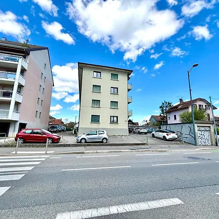 Apartamento F3 Spacieux Avec Balcon Et Parking A - Fr-1-432-87 *
